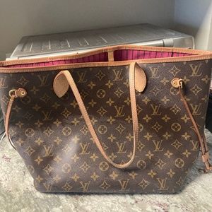 louis vuitton medium neverfull no pouchette.  includes dust bag